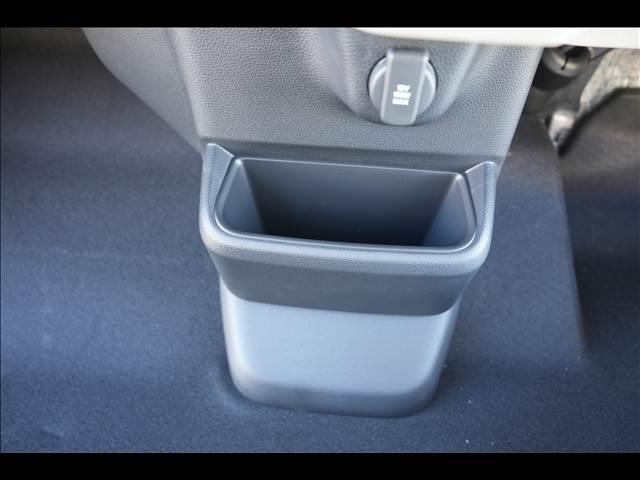 N-BOX ベースグレード 届出済未使用車 バックカメラ プッシュスタート キーフリー シートヒーター(30枚目)