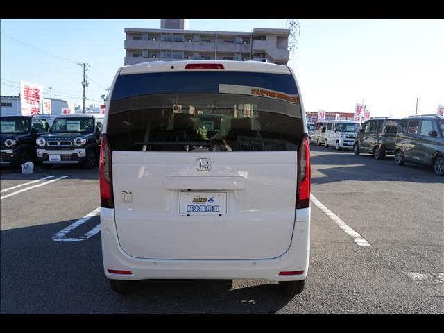 N-BOX ベースグレード 届出済未使用車(11枚目)