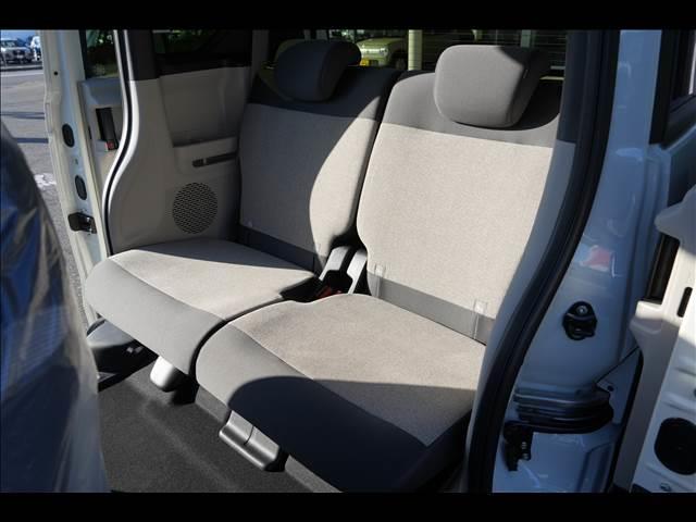 N-BOX ベースグレード 届出済未使用車(18枚目)