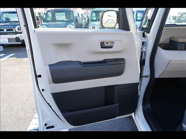 N-BOX ベースグレード 届出済未使用車(32枚目)