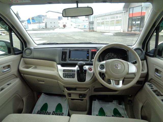 G 4WD ナビ TV バックカメラ 運転席&助手席シートヒーター スマートキー プッシュスタート(4枚目)