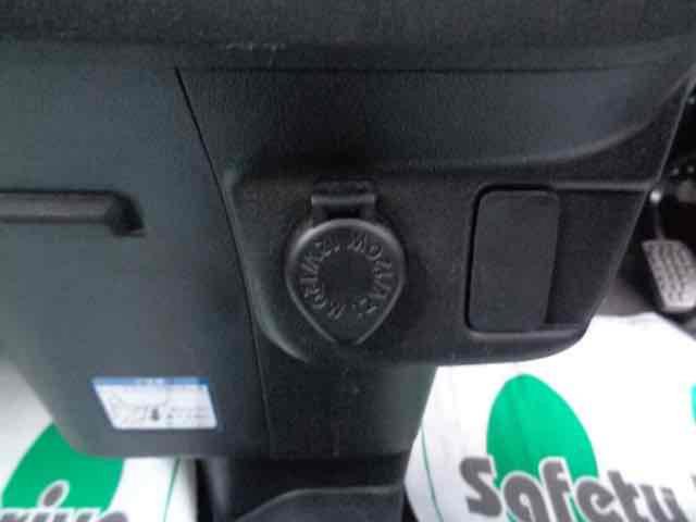 ハイゼットカーゴ クルーズＳＡＩＩＩ　４ＷＤ　軽バン　ＡＴ　衝突被害軽減システム　ＥＴＣ　ナビ　バックカメラ　両側スライドドア　キーレスエントリー　アイドリングストップ　電動格納ミラー　オートマチックハイビーム　ＥＳＣ　エアコン（17枚目）