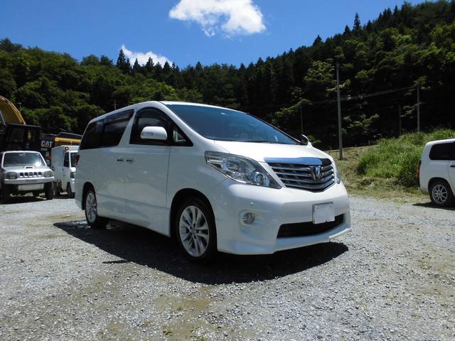 350S プライムセレクション 4WD メーカー純正HDDナビ&フルセグテレビ 後席純正フリップダウンモニター バックカメラ トヨタプレミアムサウンドシステム 7人乗りキャプテンシート 両側パワースライドドア HIDヘッドライト(4枚目)