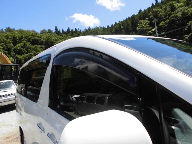 350S プライムセレクション 4WD メーカー純正HDDナビ&フルセグテレビ 後席純正フリップダウンモニター バックカメラ トヨタプレミアムサウンドシステム 7人乗りキャプテンシート 両側パワースライドドア HIDヘッドライト(15枚目)