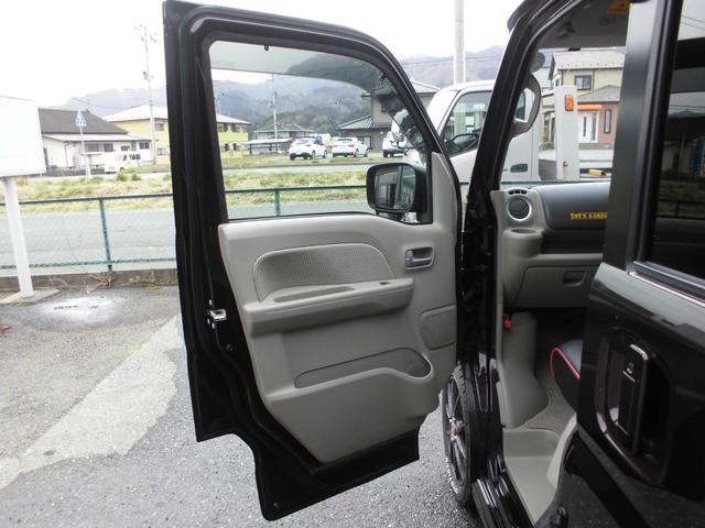 スクラムワゴン ＰＺターボ　スペシャル　４ＷＤ　リフトアップ　両側パワースライドドア　社外ナビ＆フルセグテレビ＆ＤＶＤ＆Ｂｌｕｅｔｏｏｔｈ　バックカメラ　ＥＴＣ　左オートステップ　キセノンライト　テイン車高調　社外アルミ＆オープンカントリー（32枚目）