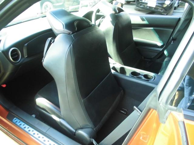 ８６ ＧＴリミテッド　モデリスタフルエアロ　リアスポイラー　純正ナビ＆フルセグテレビ＆ＤＶＤ＆Ｂｌｕｅｔｏｏｔｈ　バックカメラ　ＥＴＣ　キセノンライト　オートエアコン　ハーフレザーシート　シートヒーター　パドルシフト（11枚目）