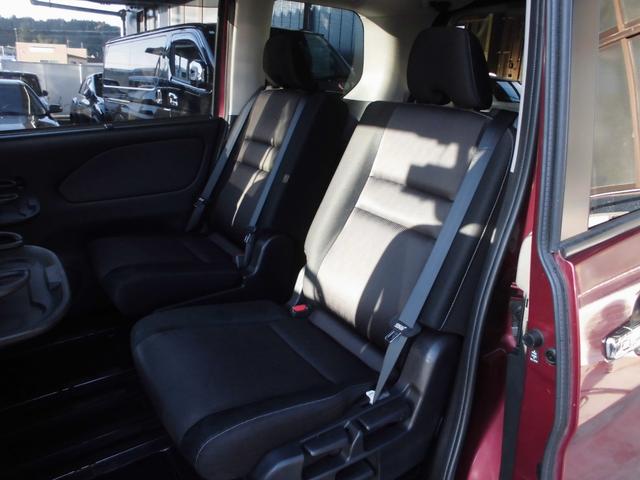 セレナ ハイウェイスター　プロパイロットエディション　純正９インチナビ＆フルセグテレビ＆ＤＶＤ＆Ｂｌｕ－ｒａｙ＆Ｂｌｕｅｔｏｏｔｈ　後席１１インチフリップダウンモニター　バックカメラ　ＥＴＣ　両側パワースライドドア　ＬＥＤヘッドライト　リアオートエアコン（13枚目）