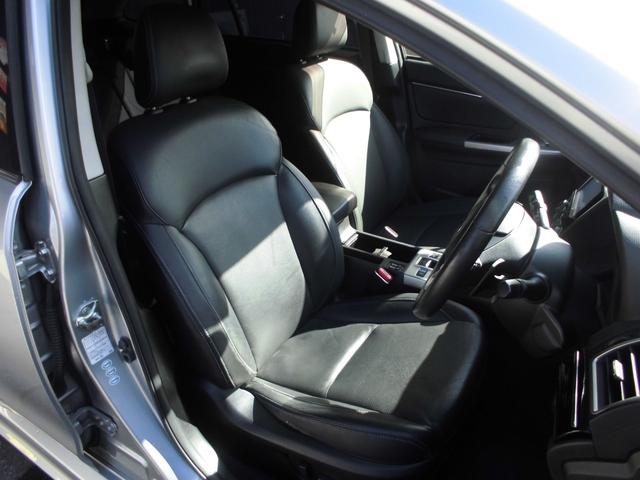 レヴォーグ 1.6GTアイサイト 4WD ターボ 純正ナビ&フルセグテレビ&DVD&Bluetooth ETC 黒本革シート シートヒーター メモリー付きパワーシート LEDヘッドライト 社外17インチアルミ 追従クルーズコントロール(6枚目)