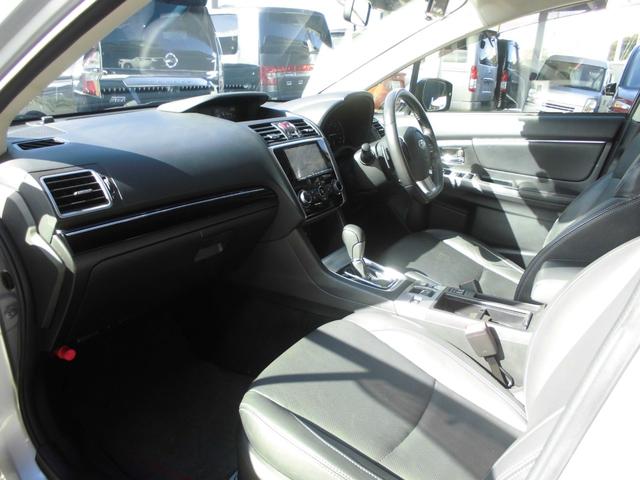 レヴォーグ 1.6GTアイサイト 4WD ターボ 純正ナビ&フルセグテレビ&DVD&Bluetooth ETC 黒本革シート シートヒーター メモリー付きパワーシート LEDヘッドライト 社外17インチアルミ 追従クルーズコントロール(9枚目)