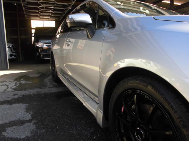 レヴォーグ 1.6GTアイサイト 4WD ターボ 純正ナビ&フルセグテレビ&DVD&Bluetooth ETC 黒本革シート シートヒーター メモリー付きパワーシート LEDヘッドライト 社外17インチアルミ 追従クルーズコントロール(21枚目)