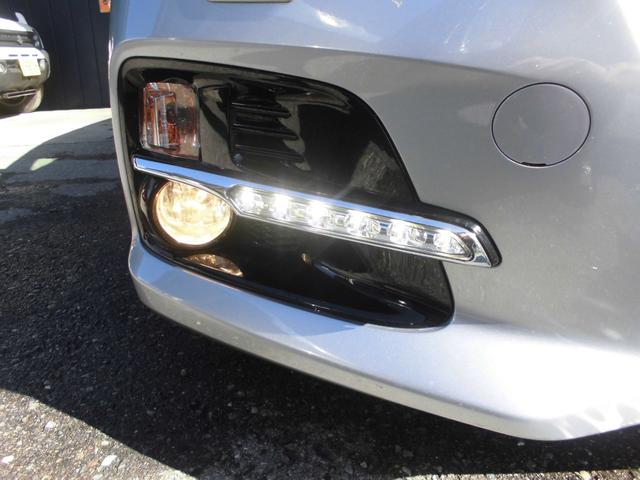 レヴォーグ 1.6GTアイサイト 4WD ターボ 純正ナビ&フルセグテレビ&DVD&Bluetooth ETC 黒本革シート シートヒーター メモリー付きパワーシート LEDヘッドライト 社外17インチアルミ 追従クルーズコントロール(45枚目)