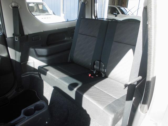 ジムニー ＸＧ　スイッチ切替式４ＷＤ　インタークーラーターボ　フロア５速　エアコン　パワステ　キーレス　パワーウィンドウ　タイミングチェーン（12枚目）