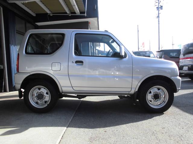 ジムニー ＸＧ　スイッチ切替式４ＷＤ　インタークーラーターボ　フロア５速　エアコン　パワステ　キーレス　パワーウィンドウ　タイミングチェーン（17枚目）