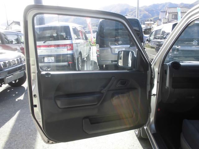 ジムニー ＸＧ　スイッチ切替式４ＷＤ　インタークーラーターボ　フロア５速　エアコン　パワステ　キーレス　パワーウィンドウ　タイミングチェーン（29枚目）