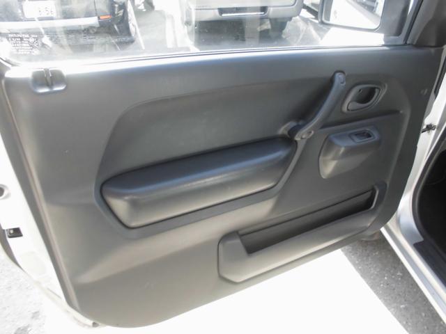 ジムニー ＸＧ　スイッチ切替式４ＷＤ　インタークーラーターボ　フロア５速　エアコン　パワステ　キーレス　パワーウィンドウ　タイミングチェーン（30枚目）