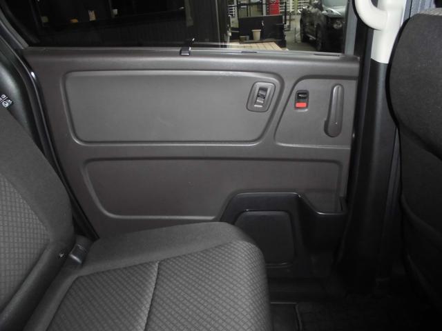 フリード＋ハイブリッド ハイブリッドＧ・ホンダセンシング　車いす仕様車　介護車輌　５名＋車いす１名の６人乗り　スロープ　固定装置　電動ウインチ　純正ナビ＆フルセグテレビ＆ＤＶＤ＆Ｂｌｕｅｔｏｏｔｈ　バックカメラ　ＥＴＣ　両側パワースライドドア　ＬＥＤライト（36枚目）