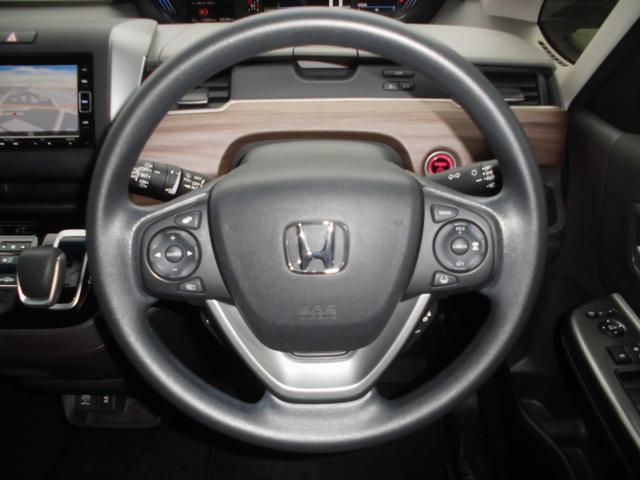 フリード＋ハイブリッド ハイブリッドＧ・ホンダセンシング　車いす仕様車　介護車輌　５名＋車いす１名の６人乗り　スロープ　固定装置　電動ウインチ　純正ナビ＆フルセグテレビ＆ＤＶＤ＆Ｂｌｕｅｔｏｏｔｈ　バックカメラ　ＥＴＣ　両側パワースライドドア　ＬＥＤライト（64枚目）