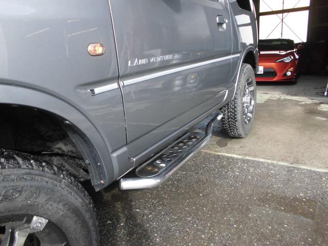 ジムニー ワイルドウインド 社外ナビ&フルセグテレビ&DVD&Bluetooth ETC シートヒーター 2インチリフトアップ 社外アルミホイール 社外マフラー 前後ショートバンパー 社外ヘッドライト LEDテール キーレス(28枚目)