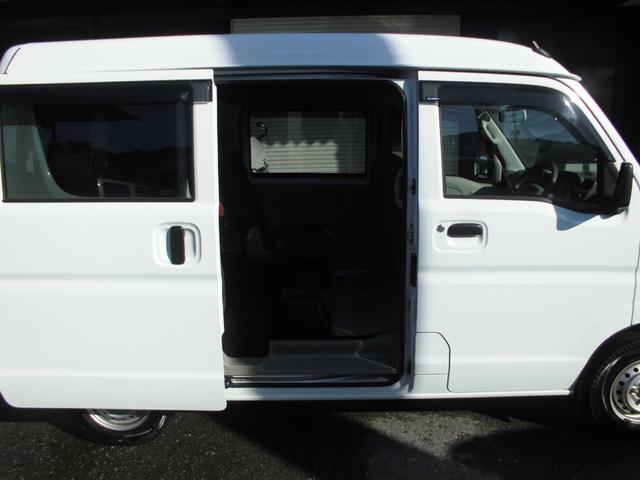 エブリイ 　車いす移動車　切替式４ＷＤ　リアスロープ　電動ウインチ　助手席側リアシート付　オートマ　パワーウィンドウ　リアヒーター　両側スライドドア　キーレス　衝突軽減ブレーキ　車線逸脱警報　オートヘッドライト（22枚目）
