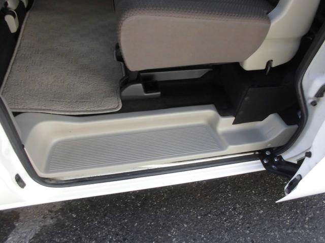 エブリイ 　車いす移動車　切替式４ＷＤ　リアスロープ　電動ウインチ　助手席側リアシート付　オートマ　パワーウィンドウ　リアヒーター　両側スライドドア　キーレス　衝突軽減ブレーキ　車線逸脱警報　オートヘッドライト（33枚目）