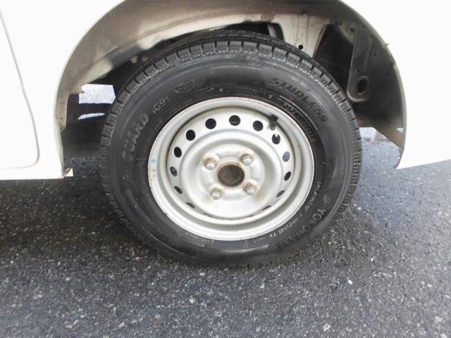 エブリイ 　車いす移動車　切替式４ＷＤ　リアスロープ　電動ウインチ　助手席側リアシート付　オートマ　パワーウィンドウ　リアヒーター　両側スライドドア　キーレス　衝突軽減ブレーキ　車線逸脱警報　オートヘッドライト（56枚目）