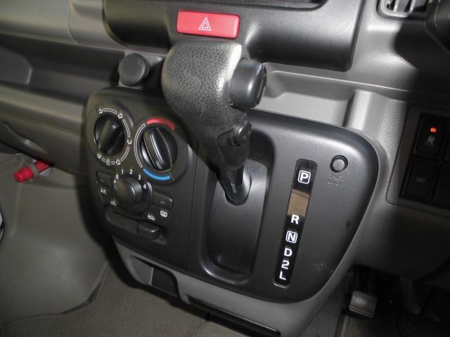 エブリイ 　車いす移動車　切替式４ＷＤ　リアスロープ　電動ウインチ　助手席側リアシート付　オートマ　パワーウィンドウ　リアヒーター　両側スライドドア　キーレス　衝突軽減ブレーキ　車線逸脱警報　オートヘッドライト（72枚目）