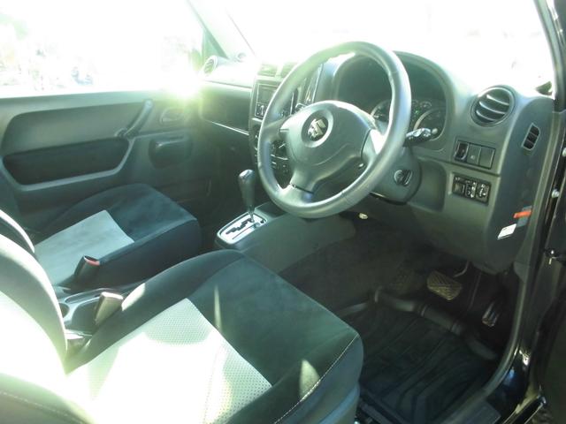 ジムニー ワイルドウインド　特別仕様車　６型　切替式４ＷＤ　オートマ　２インチリフトアップ　社外１６インチアルミホイール＆マッドタイヤ　社外Ｂｌｕｅｔｏｏｔｈ機能付きオーディオ　ルーフレール　シートヒーター　車検令和９年７月（5枚目）