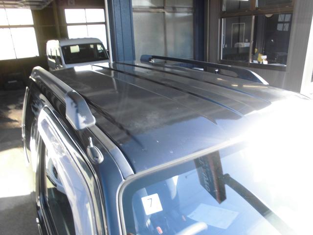 ジムニー ワイルドウインド　特別仕様車　６型　切替式４ＷＤ　オートマ　２インチリフトアップ　社外１６インチアルミホイール＆マッドタイヤ　社外Ｂｌｕｅｔｏｏｔｈ機能付きオーディオ　ルーフレール　シートヒーター　車検令和９年７月（25枚目）