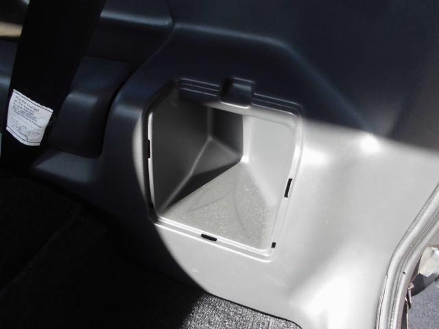 ジムニー ワイルドウインド　特別仕様車　６型　切替式４ＷＤ　オートマ　２インチリフトアップ　社外１６インチアルミホイール＆マッドタイヤ　社外Ｂｌｕｅｔｏｏｔｈ機能付きオーディオ　ルーフレール　シートヒーター　車検令和９年７月（41枚目）