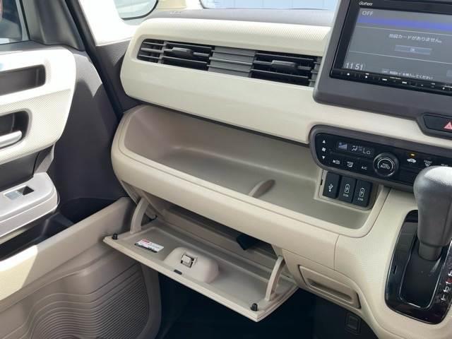 N-BOX G・Lホンダセンシング 純正メモリナビ ETC 両側電動スライド 衝突軽減 横滑り防止装置 プッシュスタート ドライブレコーダー オートエアコン LEDヘッドライト 純正ホイール クルーズコントロール 車線維持支援システム(46枚目)