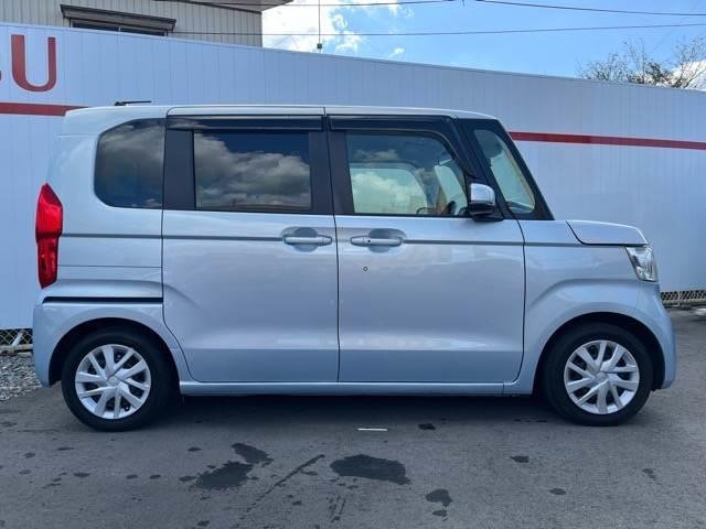 N-BOX G・Lホンダセンシング 純正メモリナビ ETC 両側電動スライド 衝突軽減 横滑り防止装置 プッシュスタート ドライブレコーダー オートエアコン LEDヘッドライト 純正ホイール クルーズコントロール 車線維持支援システム(49枚目)
