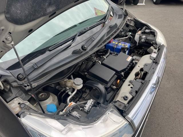 ワゴンＲスティングレー Ｘ　衝突軽減　社外ナビ　シートヒータ　横滑防止装置　アイドリングストップ　フォグランプ　ディスチャージヘッドランプ　ウィンカーミラー　プッシュスタート　オートエアコン　ドラレコ　純正アルミホイール（14枚目）