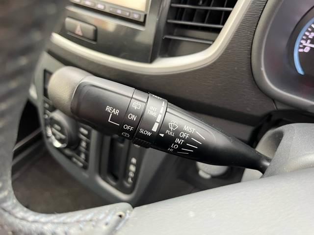 ワゴンＲスティングレー Ｘ　衝突軽減　社外ナビ　シートヒータ　横滑防止装置　アイドリングストップ　フォグランプ　ディスチャージヘッドランプ　ウィンカーミラー　プッシュスタート　オートエアコン　ドラレコ　純正アルミホイール（21枚目）