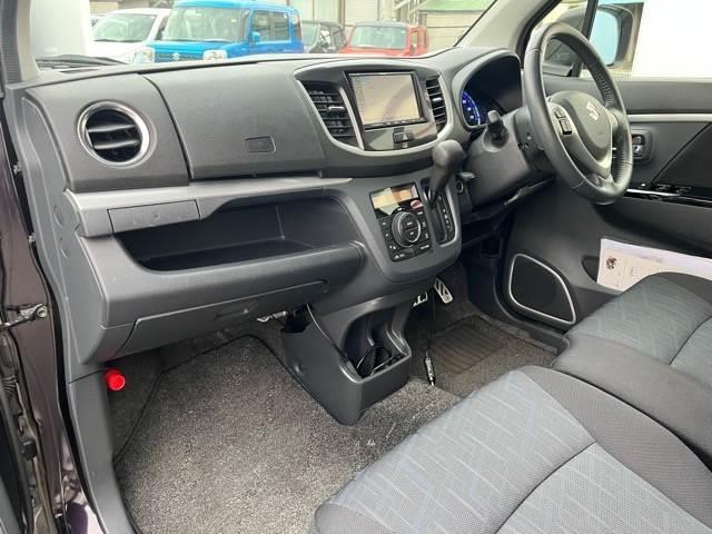 ワゴンＲスティングレー Ｘ　衝突軽減　社外ナビ　シートヒータ　横滑防止装置　アイドリングストップ　フォグランプ　ディスチャージヘッドランプ　ウィンカーミラー　プッシュスタート　オートエアコン　ドラレコ　純正アルミホイール（44枚目）