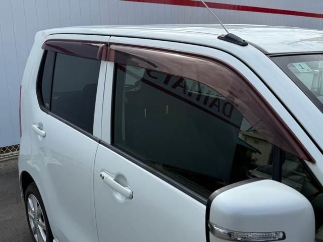 フレア XS 社外CDオーディオ ETC オートエアコン ドアバイザー 純正アルミホイール ウィンカーミラー エアバック 革巻きハンドル スマートキー シガーソケット チルトステアリング プッシュスタート(49枚目)