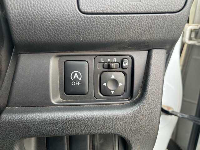 デイズ ハイウェイスターＸ　Ｖセレクション＋セーフティＩＩ　衝突軽減　純正ナビ　横滑防止　バックカメラ　ディスチャージヘッドランプ　フォグランプ　純正アルミホイール　ウィンカーミラー　オートエアコン　革巻きハンドル　プッシュスタート　アイドリングストップ（6枚目）