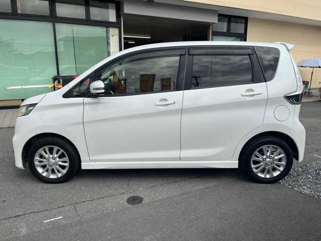 デイズ ハイウェイスターＸ　Ｖセレクション＋セーフティＩＩ　衝突軽減　純正ナビ　横滑防止　バックカメラ　ディスチャージヘッドランプ　フォグランプ　純正アルミホイール　ウィンカーミラー　オートエアコン　革巻きハンドル　プッシュスタート　アイドリングストップ（17枚目）