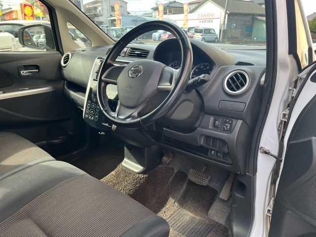 デイズ ハイウェイスターＸ　Ｖセレクション＋セーフティＩＩ　衝突軽減　純正ナビ　横滑防止　バックカメラ　ディスチャージヘッドランプ　フォグランプ　純正アルミホイール　ウィンカーミラー　オートエアコン　革巻きハンドル　プッシュスタート　アイドリングストップ（25枚目）