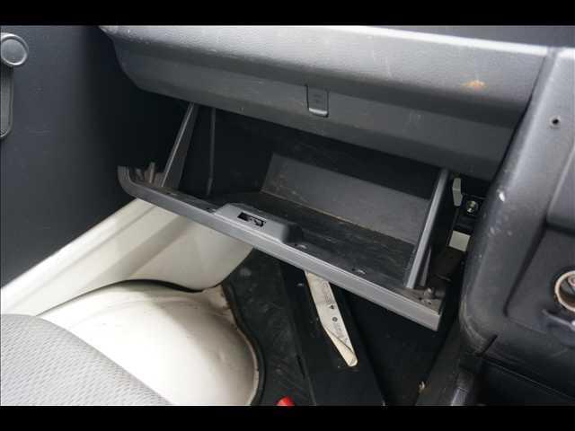 ハイゼットトラック スタンダード 4WD 純正ラジオ エアコン ドアバイザー レベライザー シガーソケット(8枚目)