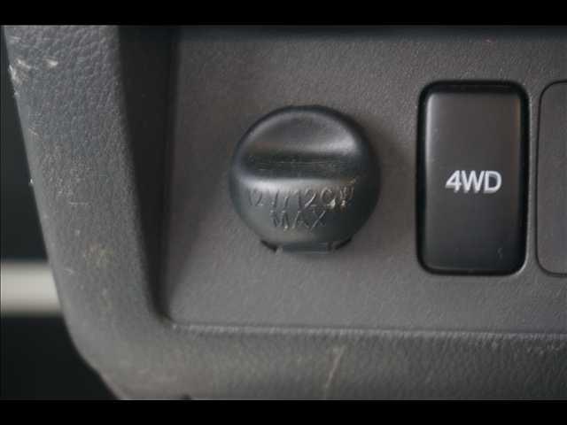 ハイゼットトラック スタンダード 4WD 純正ラジオ エアコン ドアバイザー レベライザー シガーソケット(10枚目)