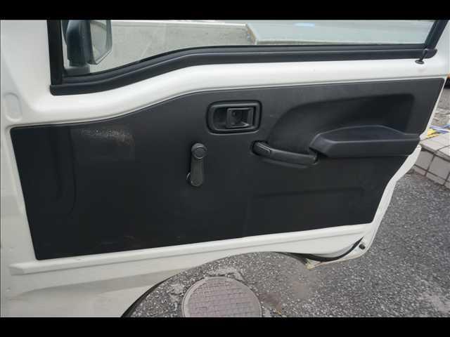 ハイゼットトラック スタンダード 4WD 純正ラジオ エアコン ドアバイザー レベライザー シガーソケット(19枚目)