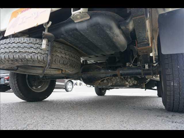 ハイゼットトラック スタンダード 4WD 純正ラジオ エアコン ドアバイザー レベライザー シガーソケット(31枚目)