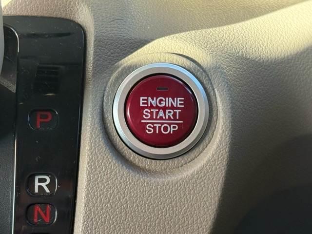 Ｎ－ＢＯＸ Ｇ　社外ナビ　前後ドラレコ　ＥＳＣ　ドアバイザー　社外アルミホイール　マニュアルエアコン　レベライザー　シガーソケット　プッシュスタート（7枚目）