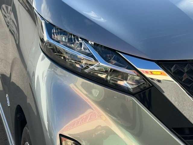 デイズ ハイウェイスター　Ｘ　プロパイロットエディション　衝突軽減　全方位カメラ　ＥＴＣ　クルーズコントロール　オートライト　オートエアコン　ＬＥＤヘッドライト　フォグランプ　ウィンカーミラー　ハーフレザーシート純正１４インチアルミホイール　プッシュスタート（11枚目）