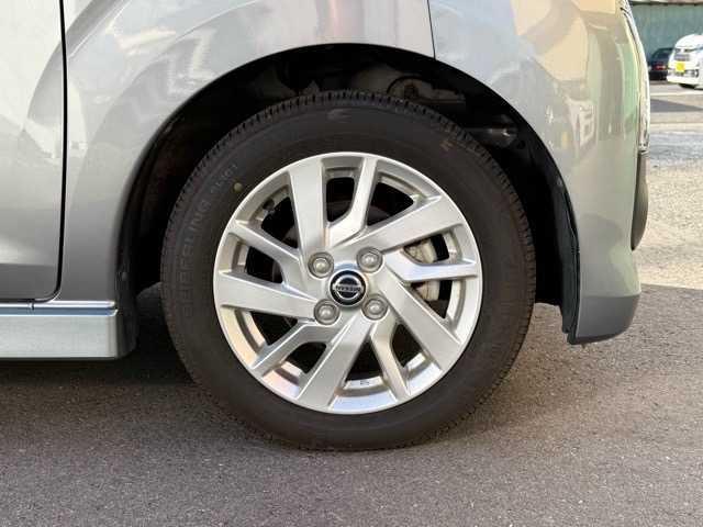 デイズ ハイウェイスター　Ｘ　プロパイロットエディション　衝突軽減　全方位カメラ　ＥＴＣ　クルーズコントロール　オートライト　オートエアコン　ＬＥＤヘッドライト　フォグランプ　ウィンカーミラー　ハーフレザーシート純正１４インチアルミホイール　プッシュスタート（13枚目）