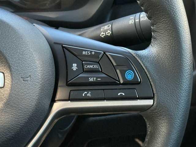 デイズ ハイウェイスター　Ｘ　プロパイロットエディション　衝突軽減　全方位カメラ　ＥＴＣ　クルーズコントロール　オートライト　オートエアコン　ＬＥＤヘッドライト　フォグランプ　ウィンカーミラー　ハーフレザーシート純正１４インチアルミホイール　プッシュスタート（24枚目）