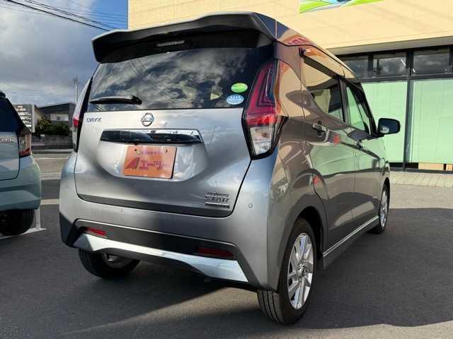 デイズ ハイウェイスター　Ｘ　プロパイロットエディション　衝突軽減　全方位カメラ　ＥＴＣ　クルーズコントロール　オートライト　オートエアコン　ＬＥＤヘッドライト　フォグランプ　ウィンカーミラー　ハーフレザーシート純正１４インチアルミホイール　プッシュスタート（50枚目）