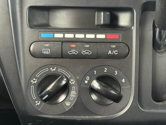 ハスラー A CDオーディオ ETC 純正ホイール ドアバイザ レベライザー マニュアルエアコン パワーステアリング パワーウィンドウ キーレスエントリー(21枚目)