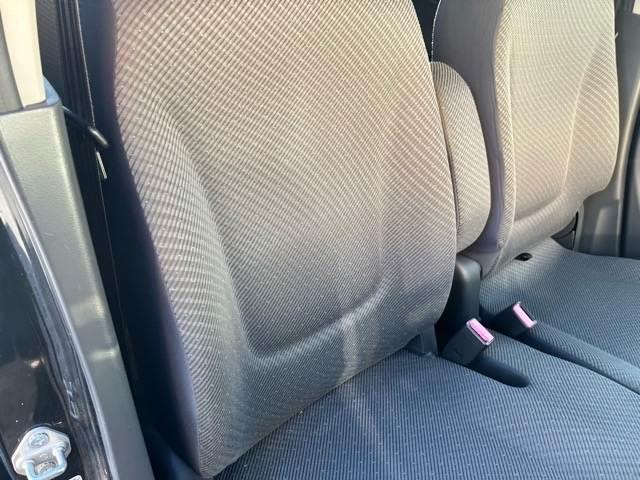 ワゴンＲ ＦＸ　純正ＣＤオーディオ　シ－トヒ－ター　キーレス　純正スチールホイール　レベライザー　オートエアコン　シガーソケット　パワーウィンドウ　パワーステアリング（25枚目）