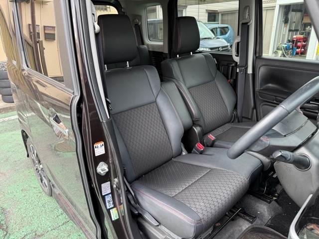 スペーシアカスタム ハイブリッドＸＳ　社外メモリナビ　スライドドア　シートヒーター　アイドリングストップ　プッシュスタート　スマートキー　横滑り防止　ＬＥＤヘッドライト　　フォグランプ　オートライト　オートエアコン　純正アルミホイール（10枚目）